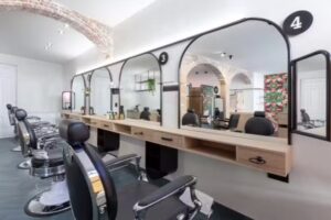 César Peluqueros & Barbería