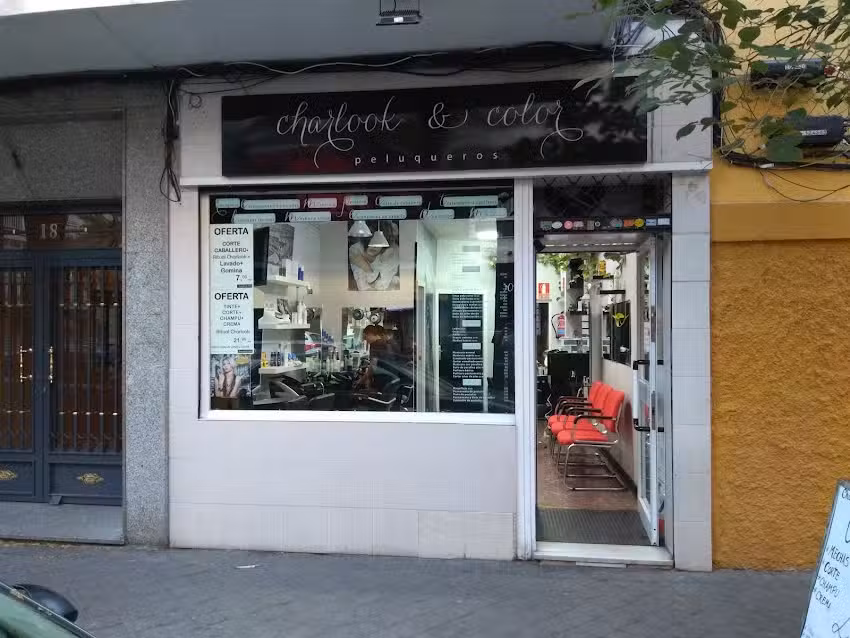 Charlook & Color Peluqueros