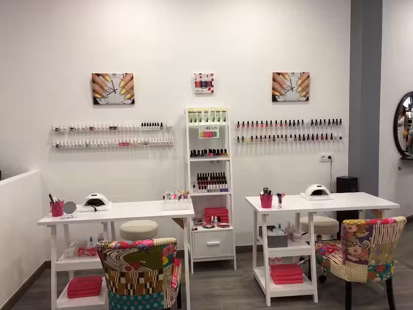 Chocolat Peluquer&iacute;a , Est&eacute;tica y Bronceado.