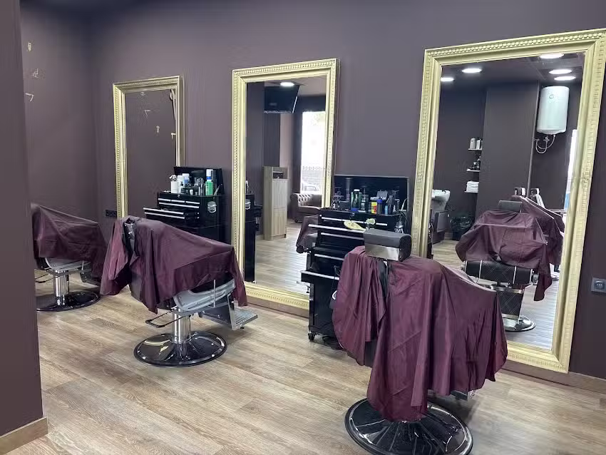 Clandestine barber shop