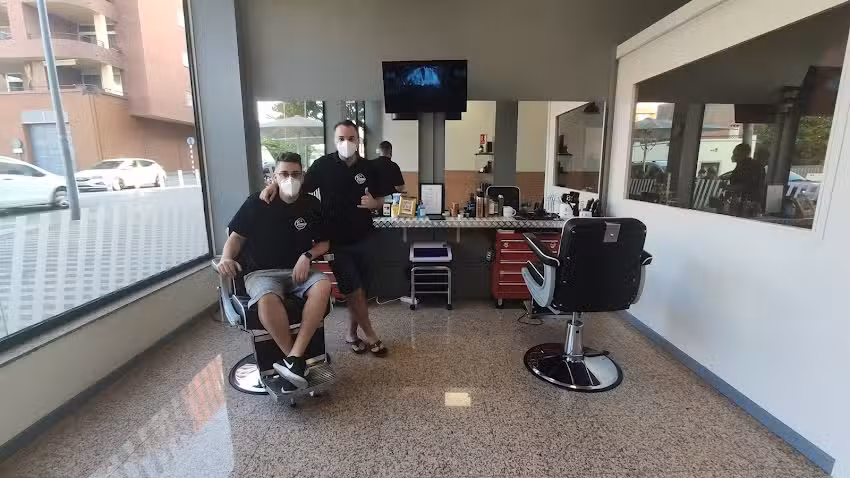 CLASSIC BARBERS