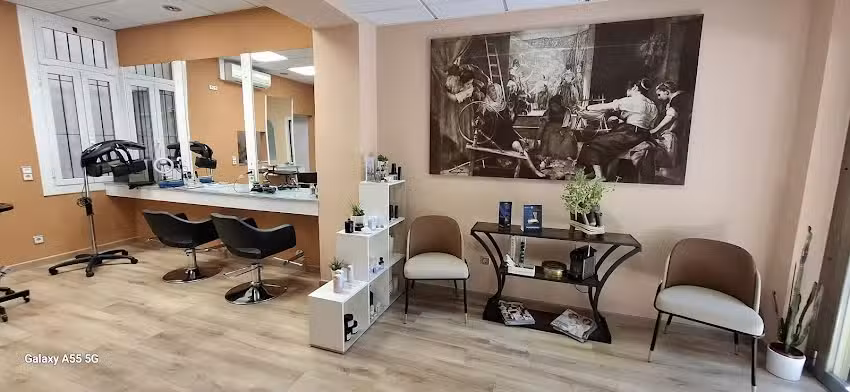Clau de Mar Perruqueria