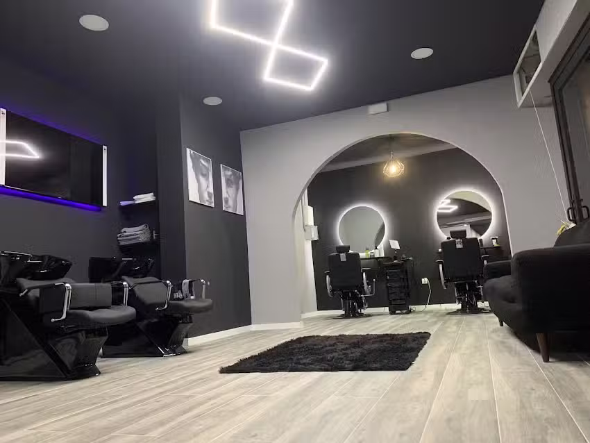 COLOMA’S BARBER CREW