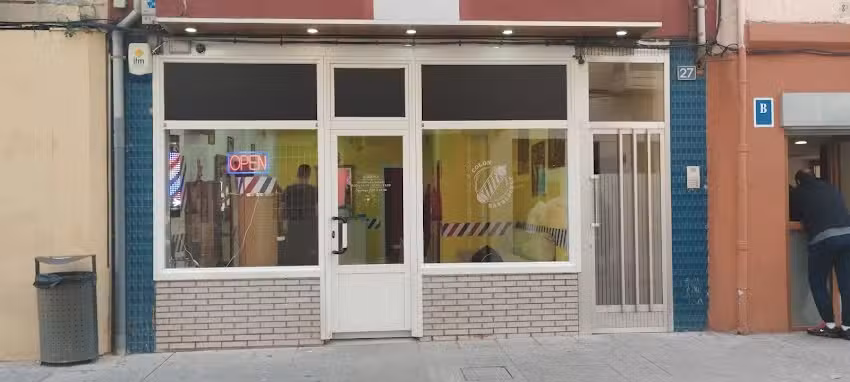 Colon Barbershop