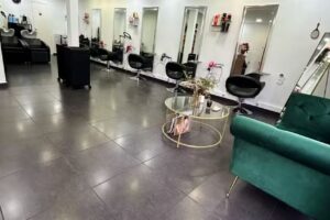 Constanza Mesa Hair Salon