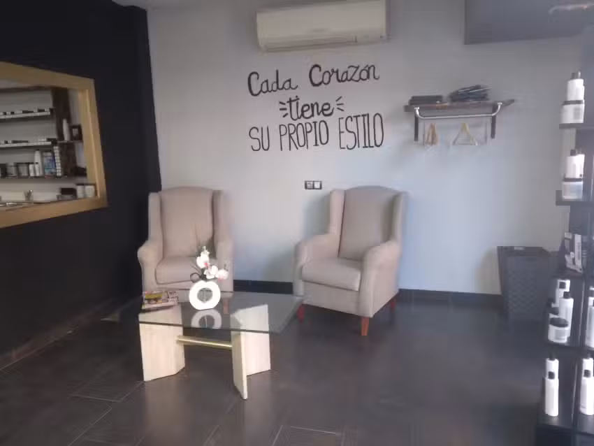 cr.la &uacute;ltima imagen peluquer&iacute;a unisex
