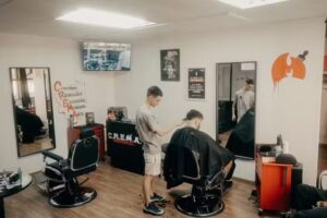 CREMA Barber