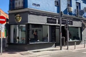 CRISTAL BEAUTY CENTER