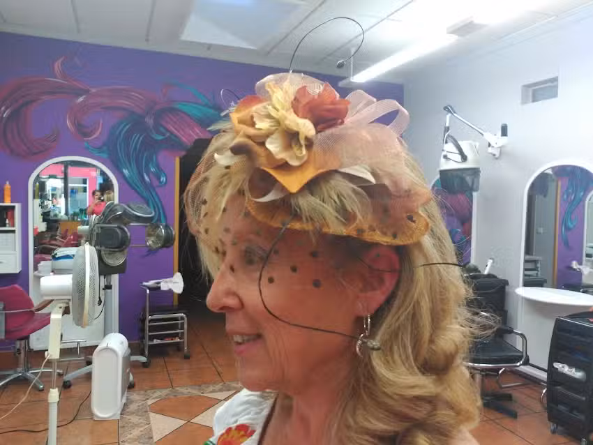 Cristina Conesa Peluqueros
