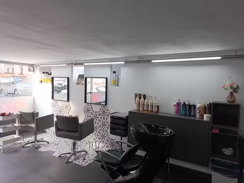 Croma Sal&oacute;n de Peluquer&iacute;a