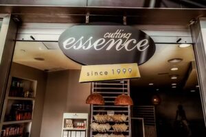 Cutting Essence Villa del Conde