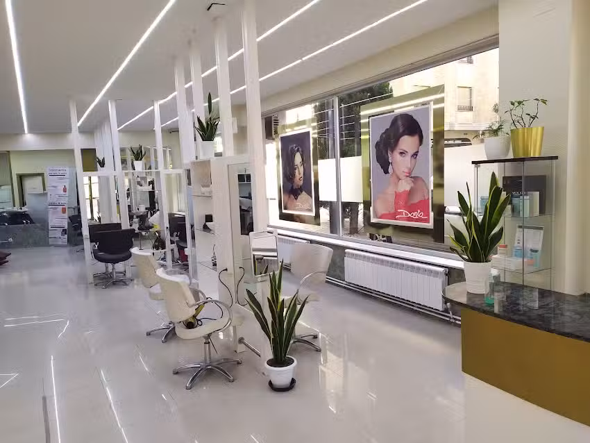 Dania Peluquer&iacute;as