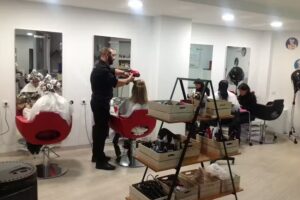 DANNA STILS COMPAGNIA DELLA BELLEZZA