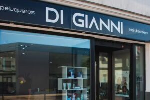 DI GIANNI peluqueros
