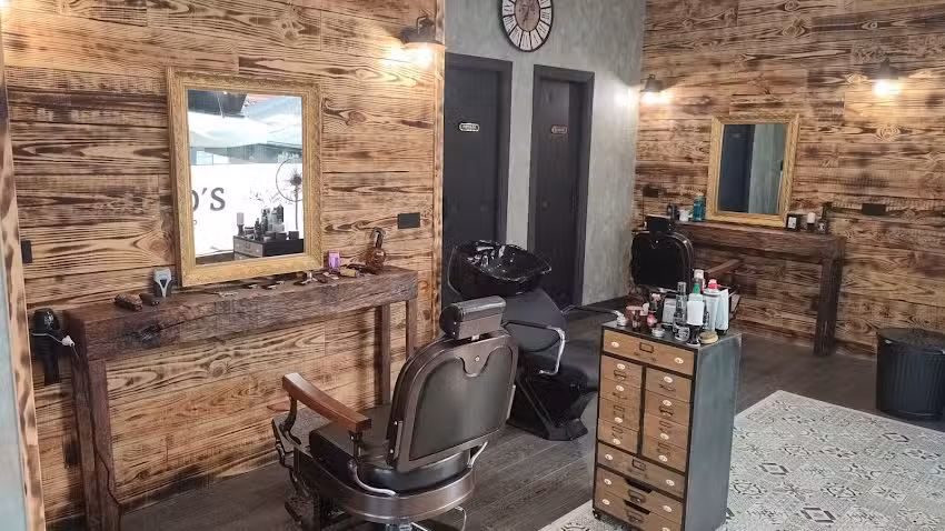 Dingos Barbershop