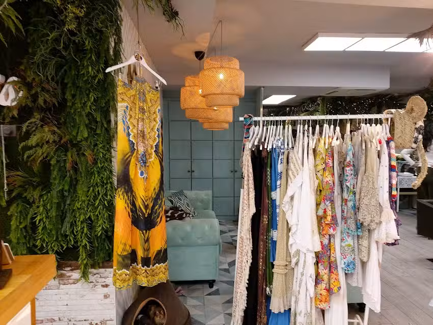 Divinas Peluqueros