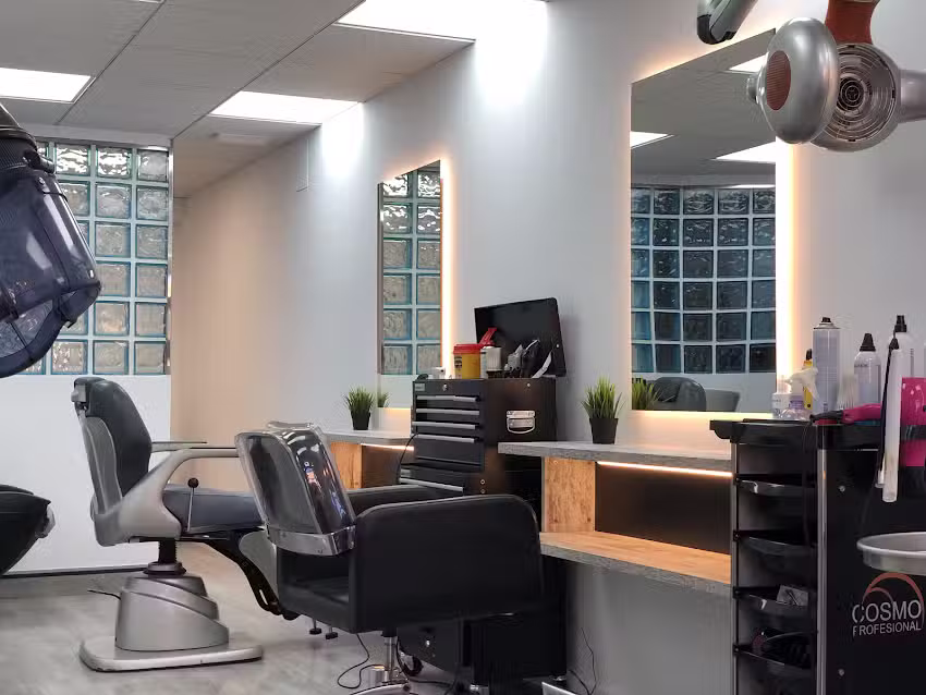 DyC Barbershop Sant Jordi. Peluquer&iacute;a Barber&iacute;a