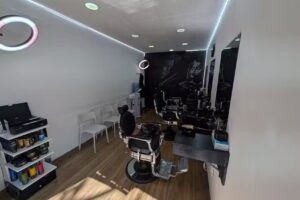 Edwin stop barber shop