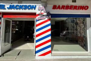 Él Jackson Barberíno