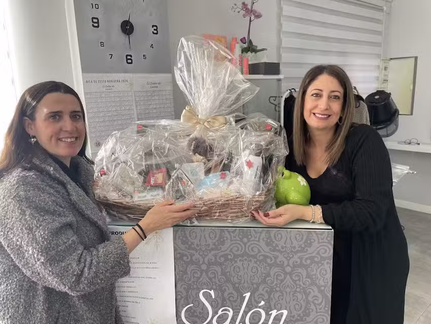 El sal&oacute;n de Laura &ndash; Peluquer&iacute;a Plasencia