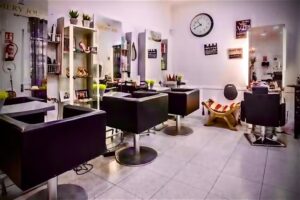 EL SALÓN DE MERY JOU