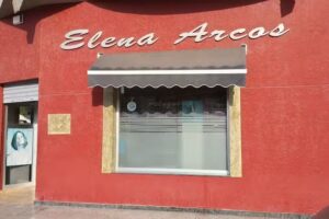 Elena Arcos