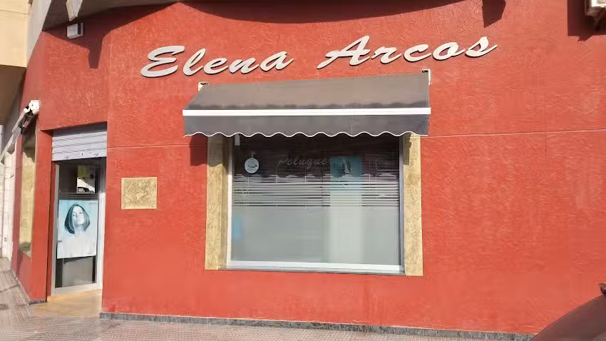 Elena Arcos