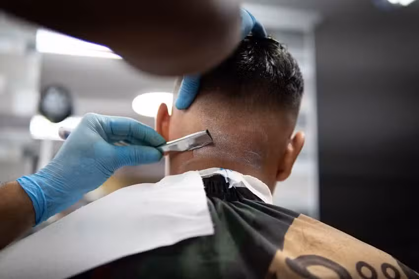 Elite Barber Shop &ndash; Peluquer&iacute;a Profesional