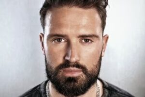 English-speaking Barber Den