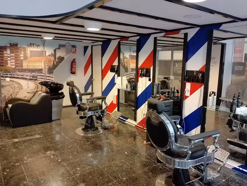 Entrevías Barbers