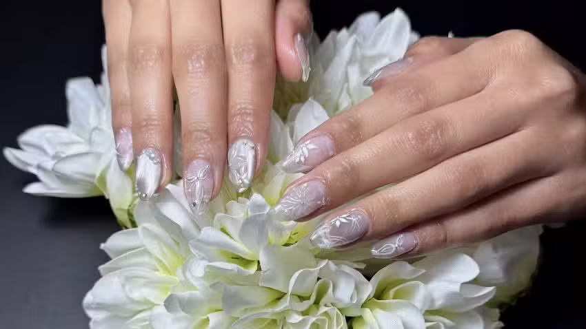 Espejo De Belleza | Centro Est&eacute;tica| Manicura y Pedicura