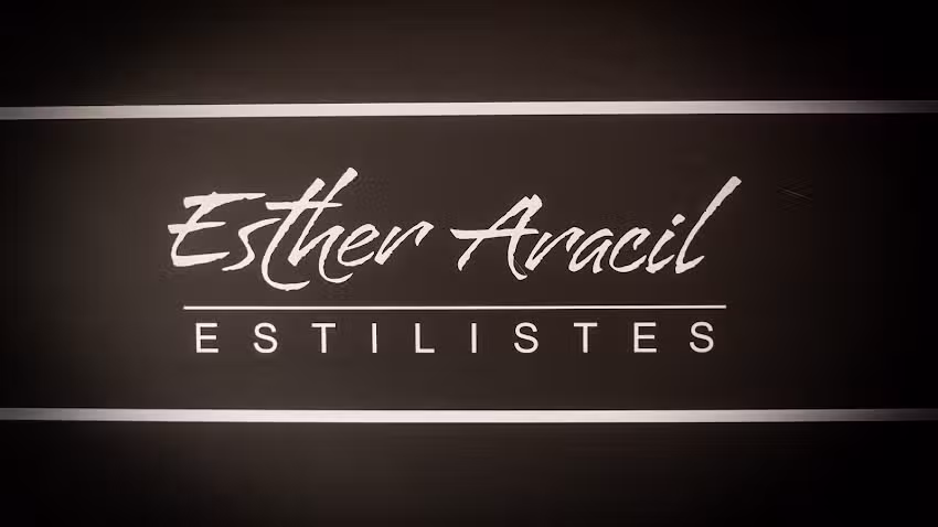 Esther Aracil -Estilistes-
