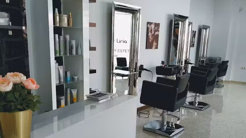 Esther Liria Peluquer&iacute;a Unisex & Est&eacute;tica