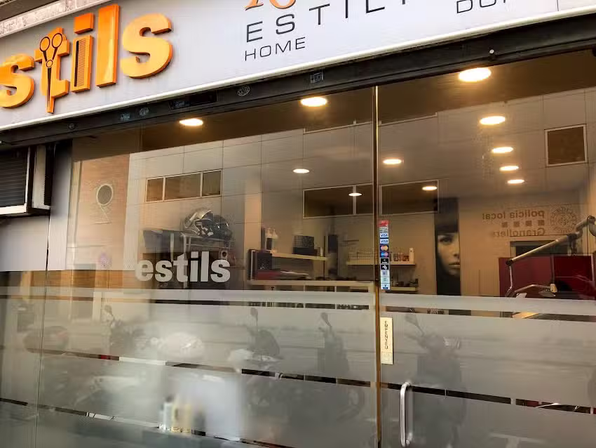 ESTILS (Raul Paz Estilista Home-Dona)