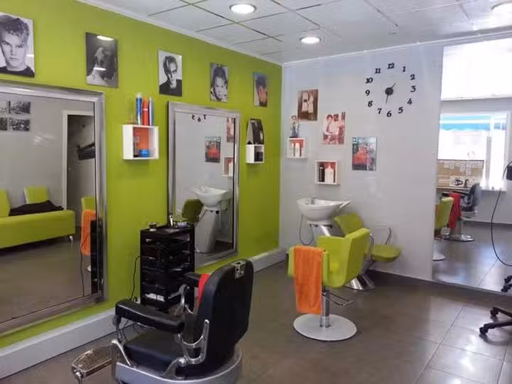 Estruch Peluqueros