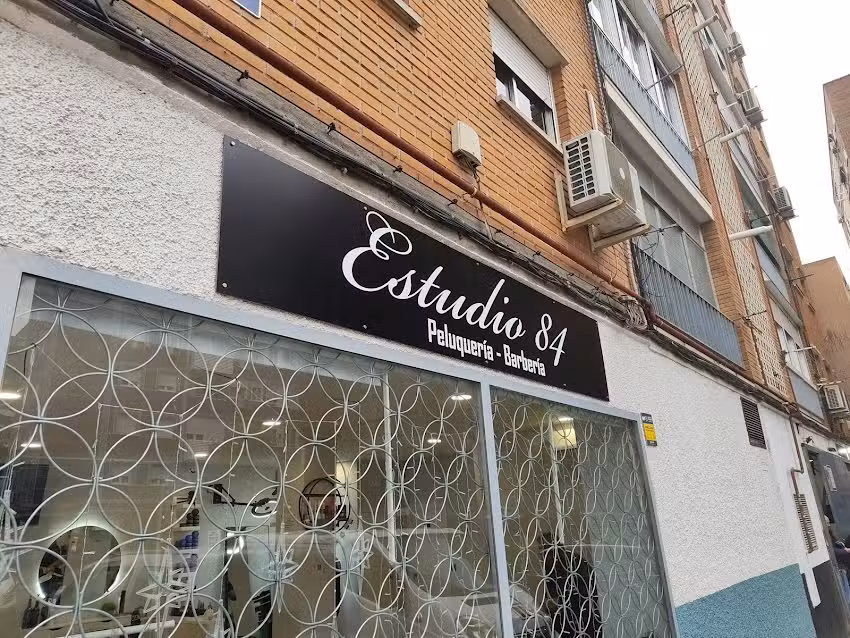 ESTUDIO 84 PELUQUERIA Y BARBERIA