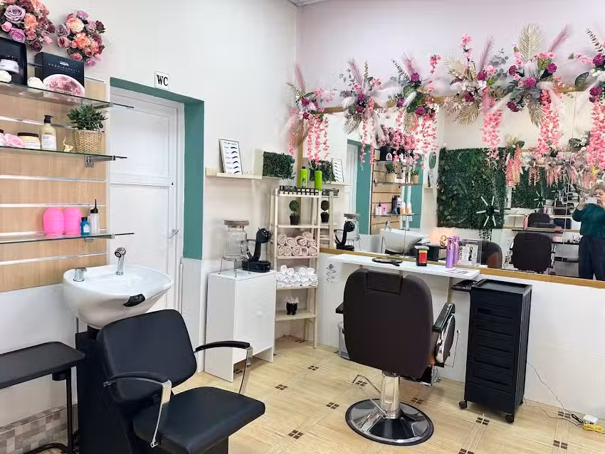 Estudio de belleza Cejas de Mu&ntilde;eca