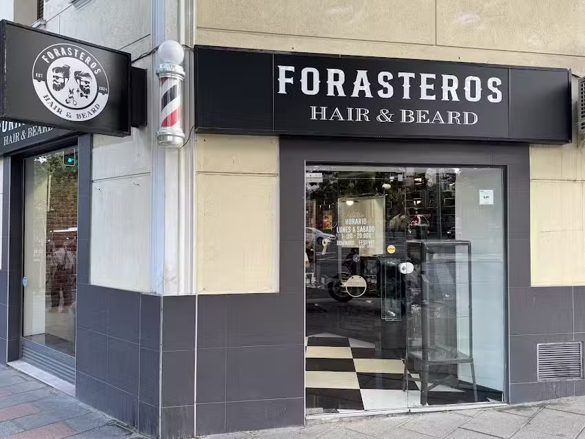 Forasteros Barber