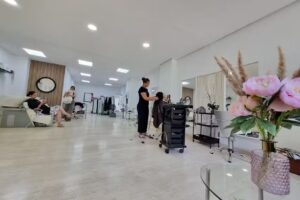 FY HAIR SALON
