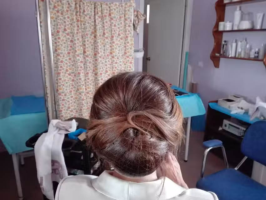 Gabinete de Peluqueria y Estetica Elena Sanchez