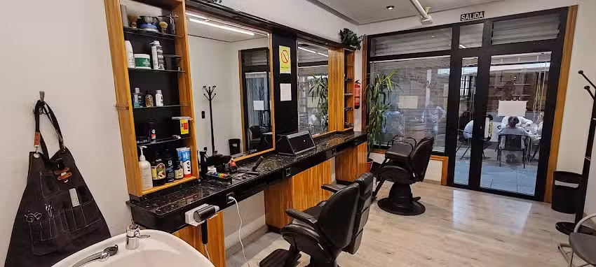 Galo Barber