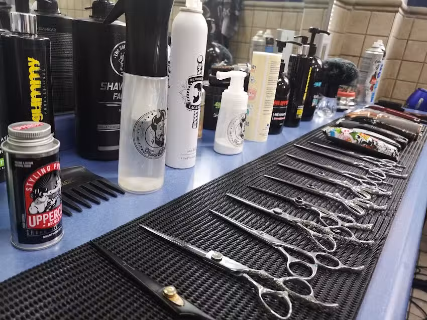 Gm peluquero Albacete &ndash; Peluquer&iacute;a Caballeros