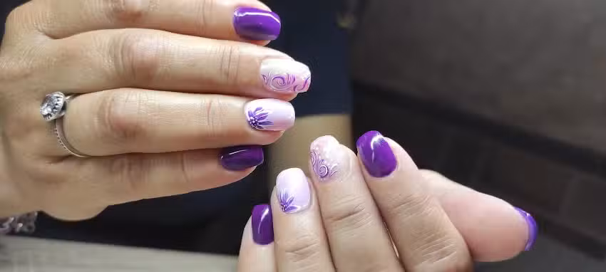 Guiño Nails and Threading – Huelva