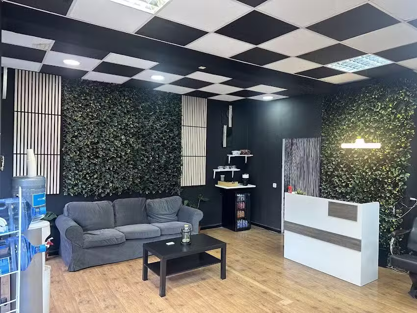 GUSTAVO SAONA BARBERIA