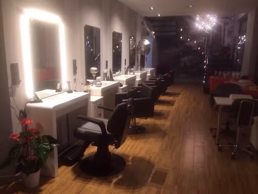 Hathor estilismo peluqueria estetica