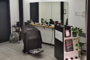 He • High end salon