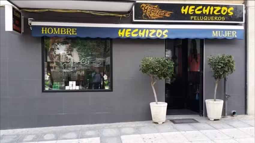 HECHIZOS PELUQUEROS