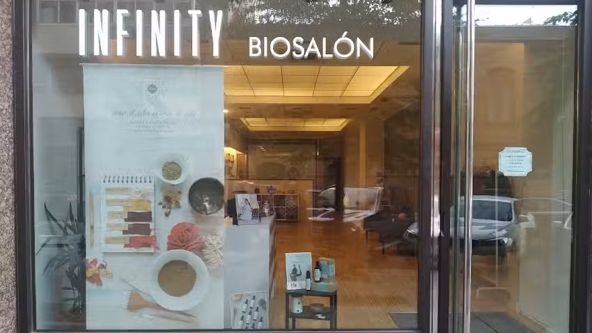 Infinity Biosal&oacute;n &laquo;Secretos del agua&raquo;