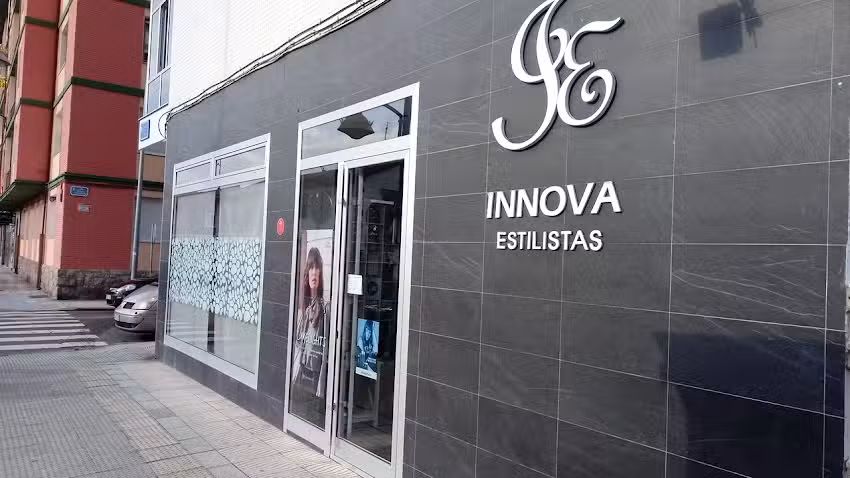 Innova Estilista