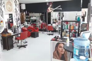 INNOVA PELUQUEROS